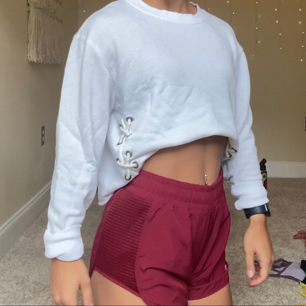 White cropped Aerie crew neck